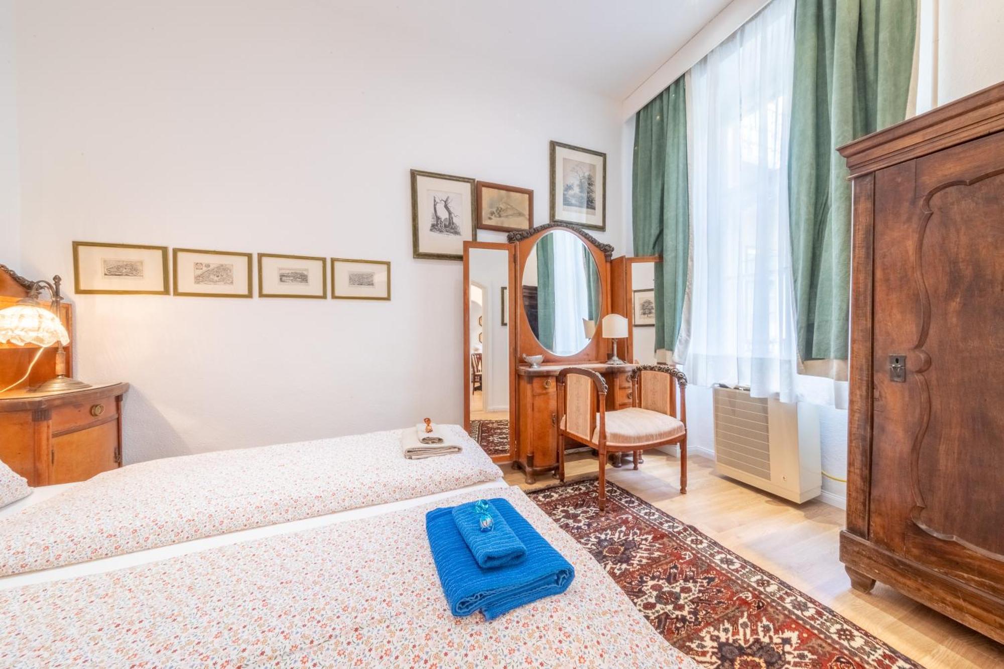 Hungarian Souvenir Apartment Budapest Luaran gambar