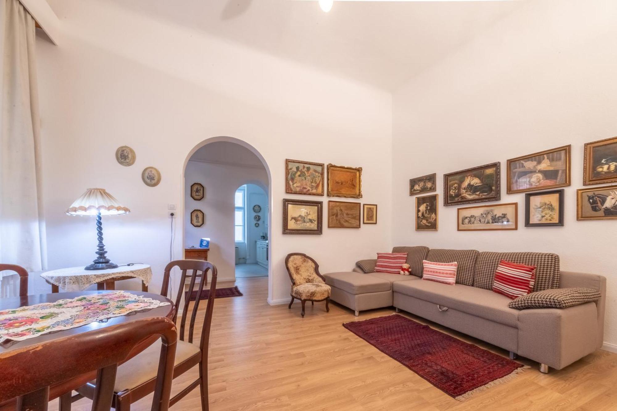 Hungarian Souvenir Apartment Budapest Luaran gambar